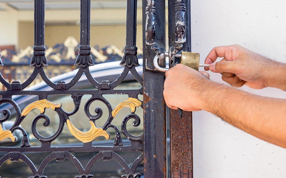ouvrir une serrure de porte Courbevoie